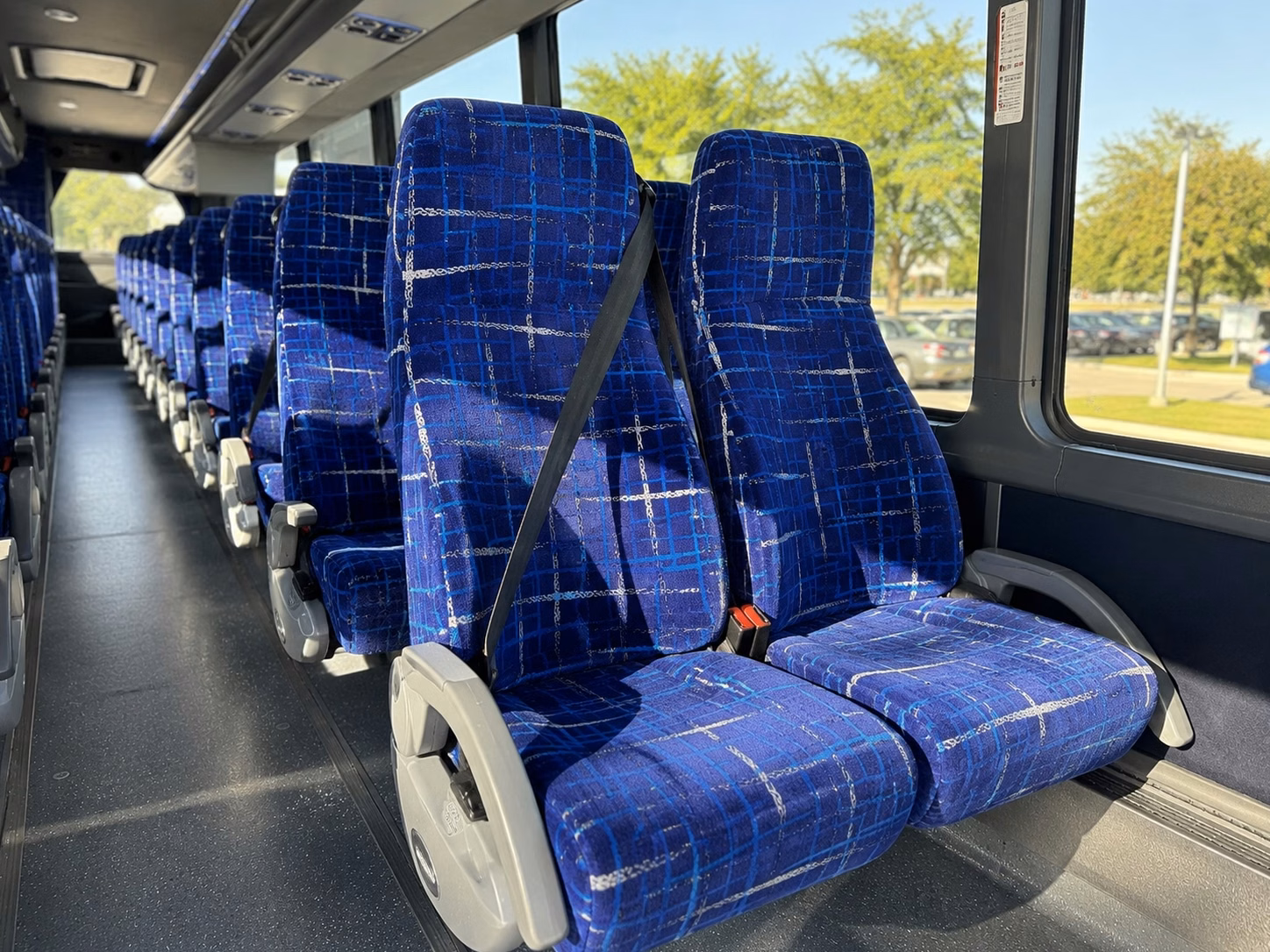 charter buses for santa clarita school field trips to science and nature destinations