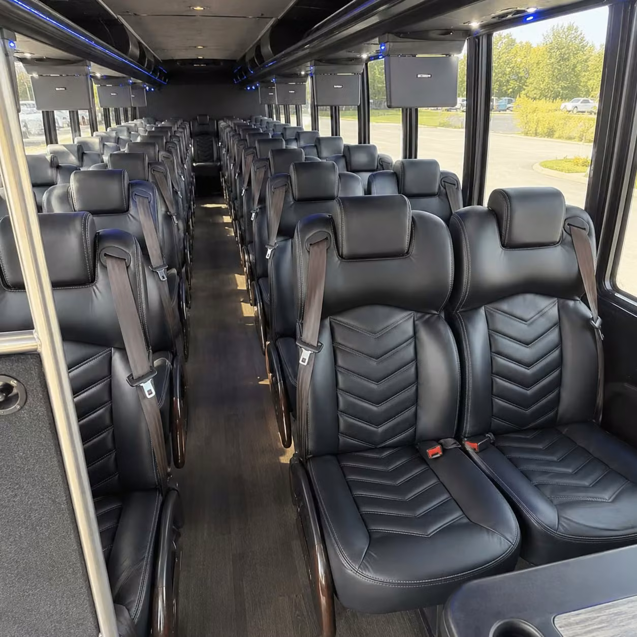 minibus and sprinter van rentals for smaller concert groups in the santa clarita valley