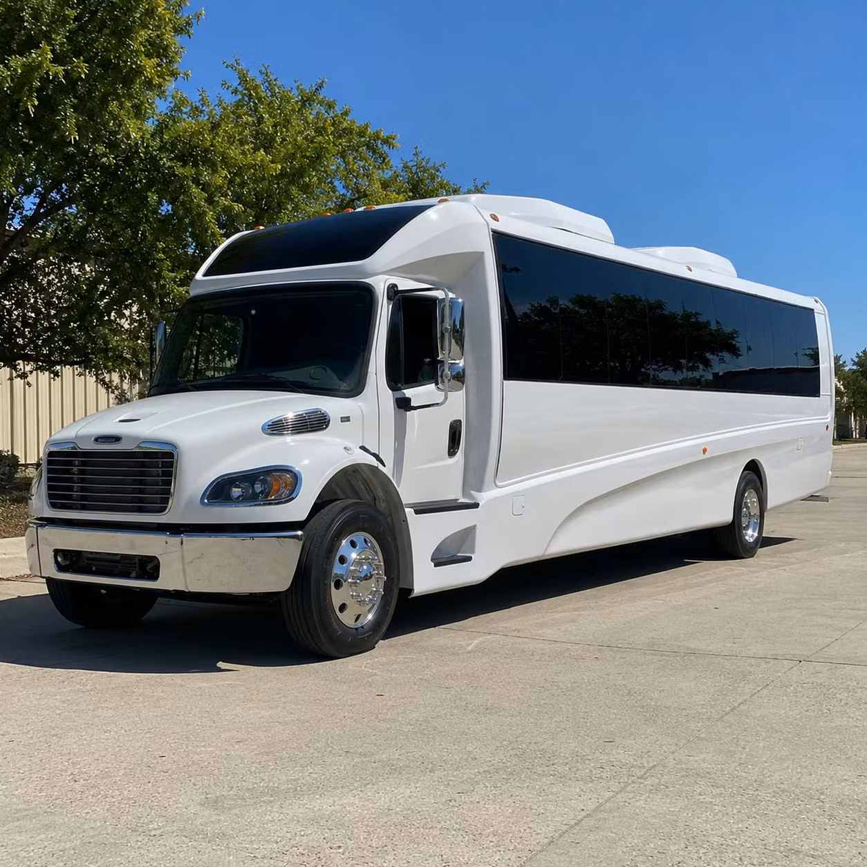 santa clarita 18 passenger minibus rental