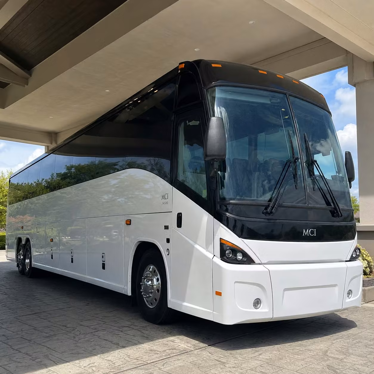 supporting city county and emergency services transportation throughout the santa clarita valley